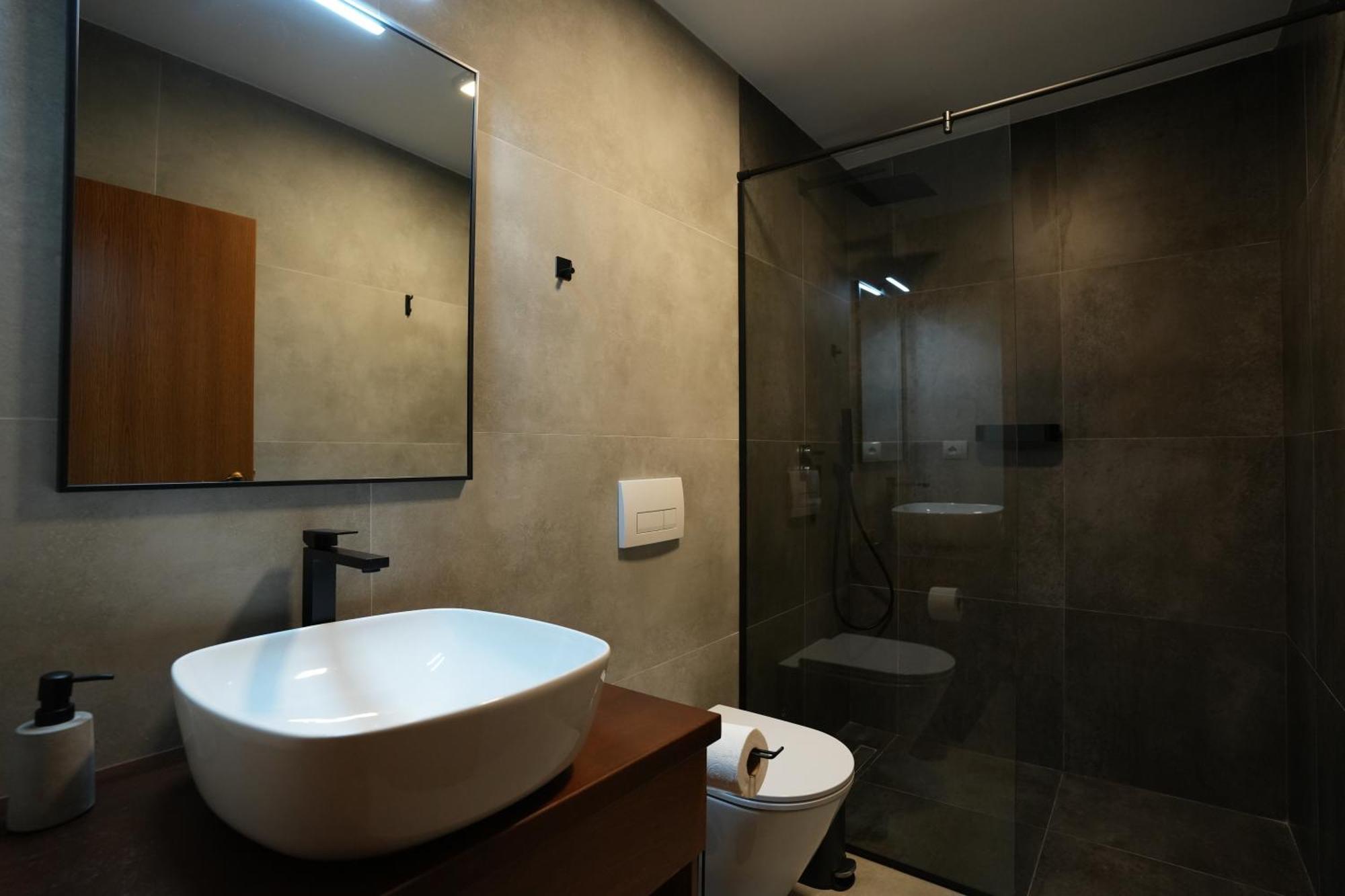 Castlefront Villa Gjirokaster Ngoại thất bức ảnh