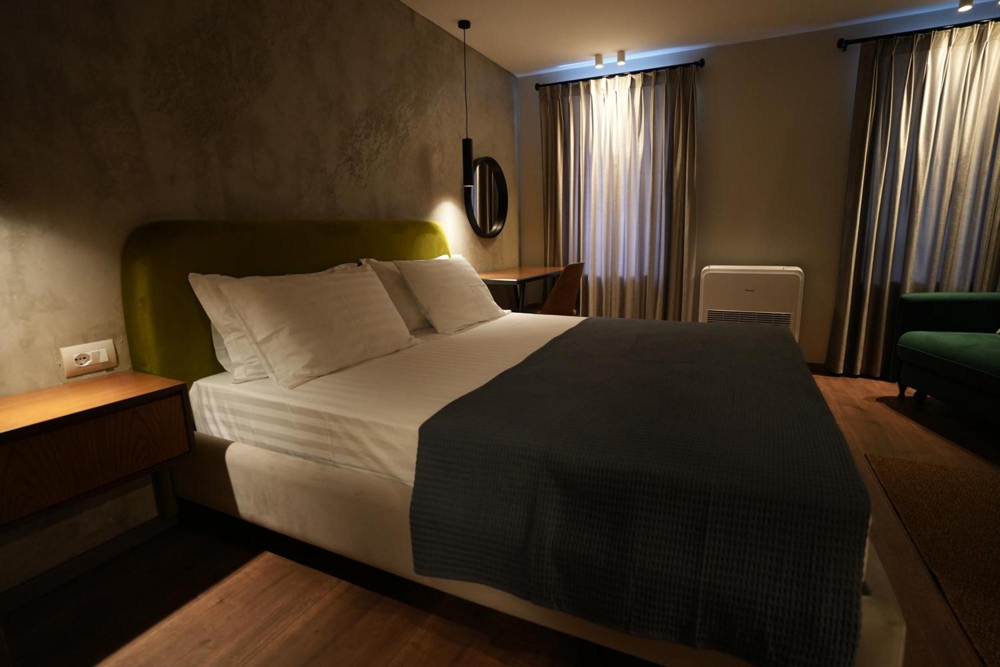 Castlefront Villa Gjirokaster Ngoại thất bức ảnh