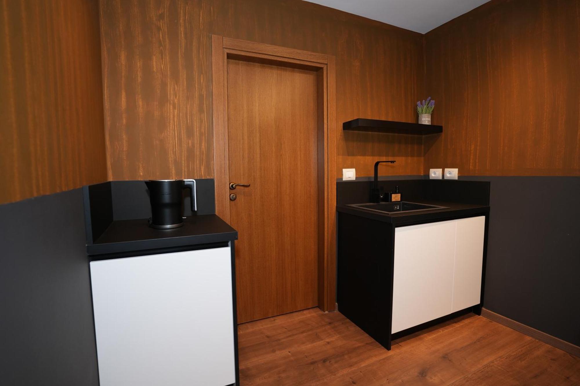 Castlefront Villa Gjirokaster Ngoại thất bức ảnh